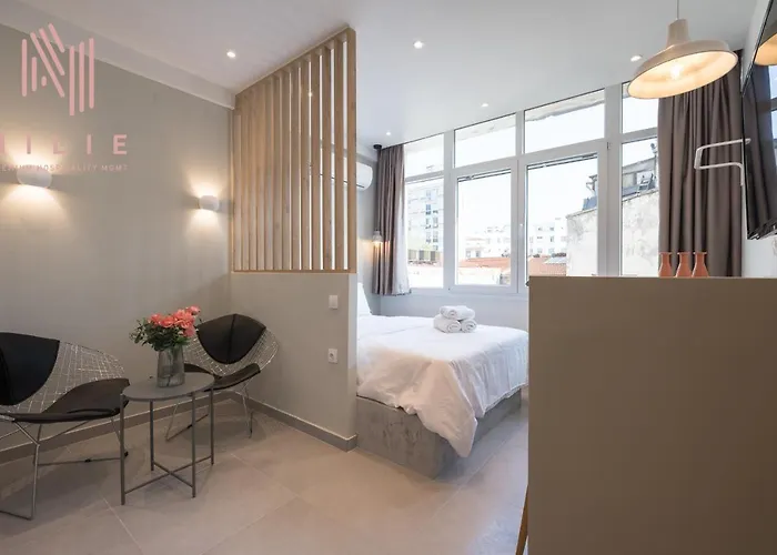 Yellow Door, Nilie Hospitality Mgmt Apartament